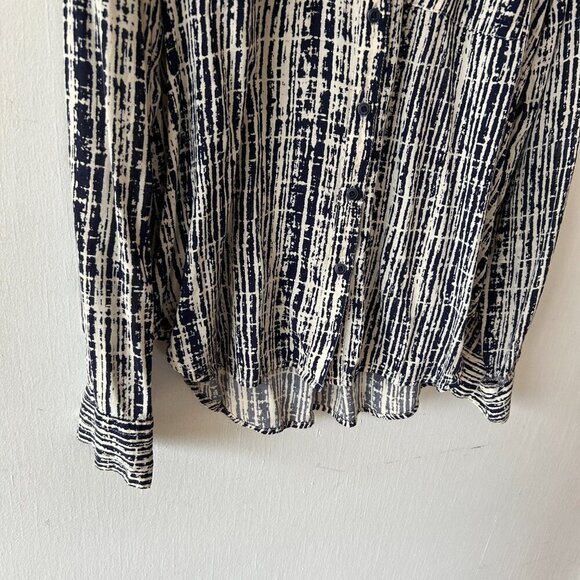 ANTHROPOLOGIE Holding Horses Blouse Womens Size 4 Button Front Collared - Picture 3 of 6